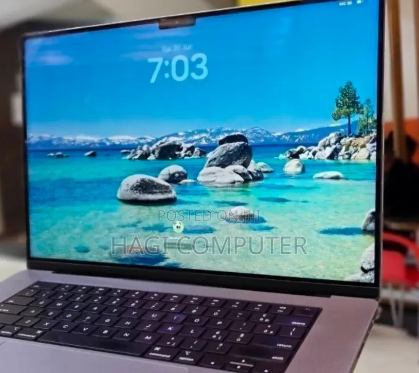 New Laptop Apple MacBook Pro 2021 M1 16GB Apple M1 Pro SSD 512GB