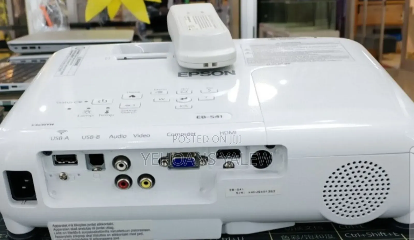 Epson Projector Model Name: EB-S41 Has Bag and Remote h