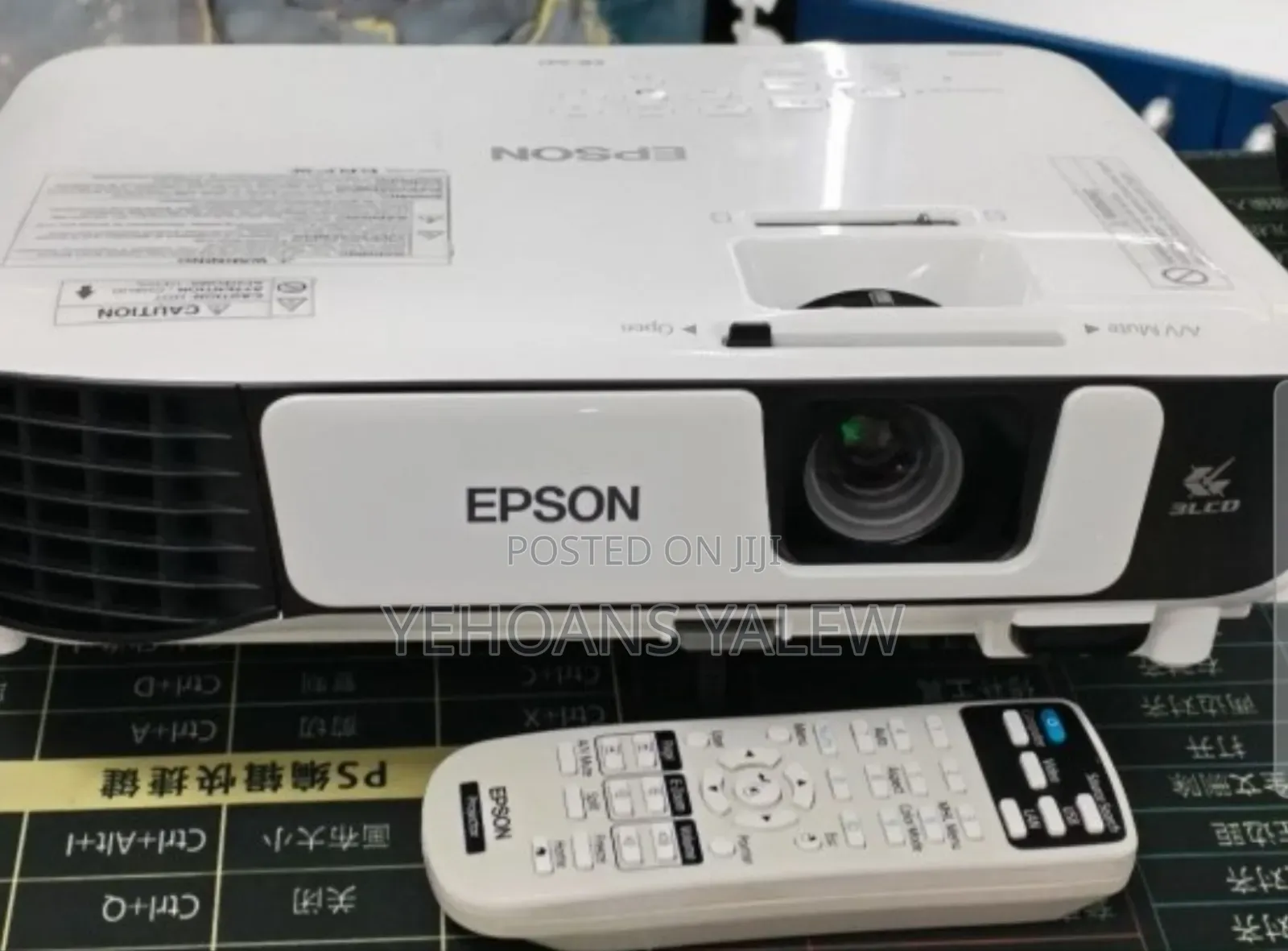 Epson Projector Model Name: EB-S41 Has Bag and Remote h
