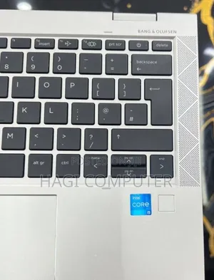 New Laptop HP EliteBook 830 G8 16GB Intel Core i5 SSD 512GB