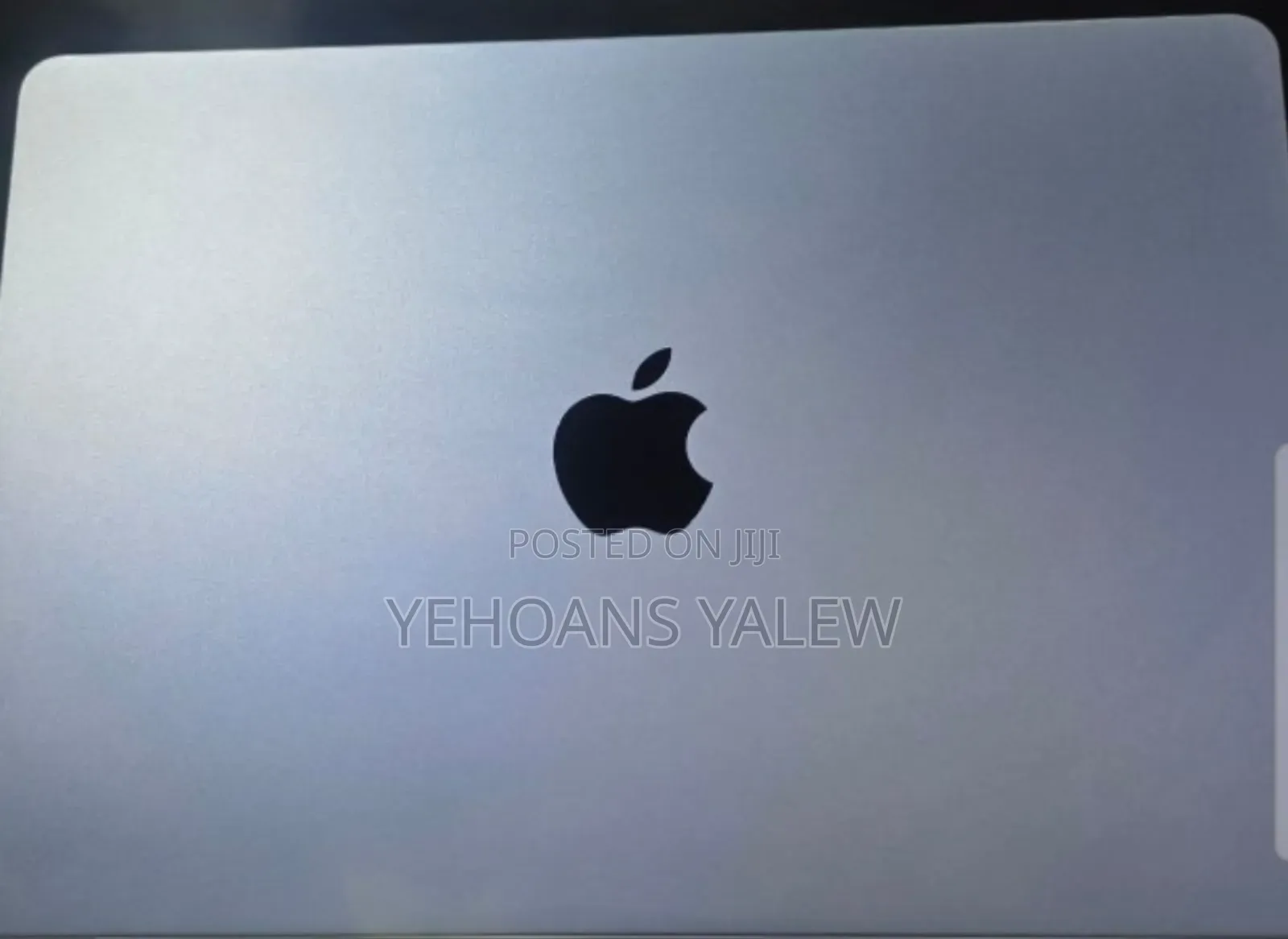 New Laptop Apple MacBook Air 2024 M3 8GB Apple M3 SSD 256GB