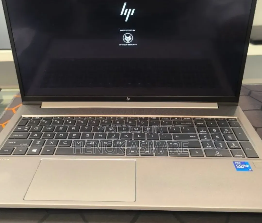 New Laptop HP ZBook 15 16GB Intel Core i7 SSD 512GB