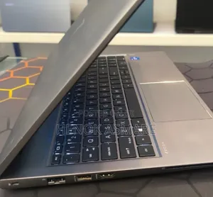 New Laptop HP ZBook 15 16GB Intel Core i7 SSD 512GB