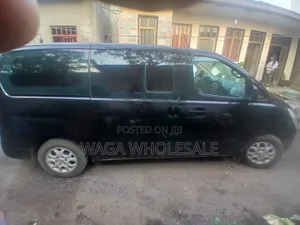 Hyundai H300 2014 Black