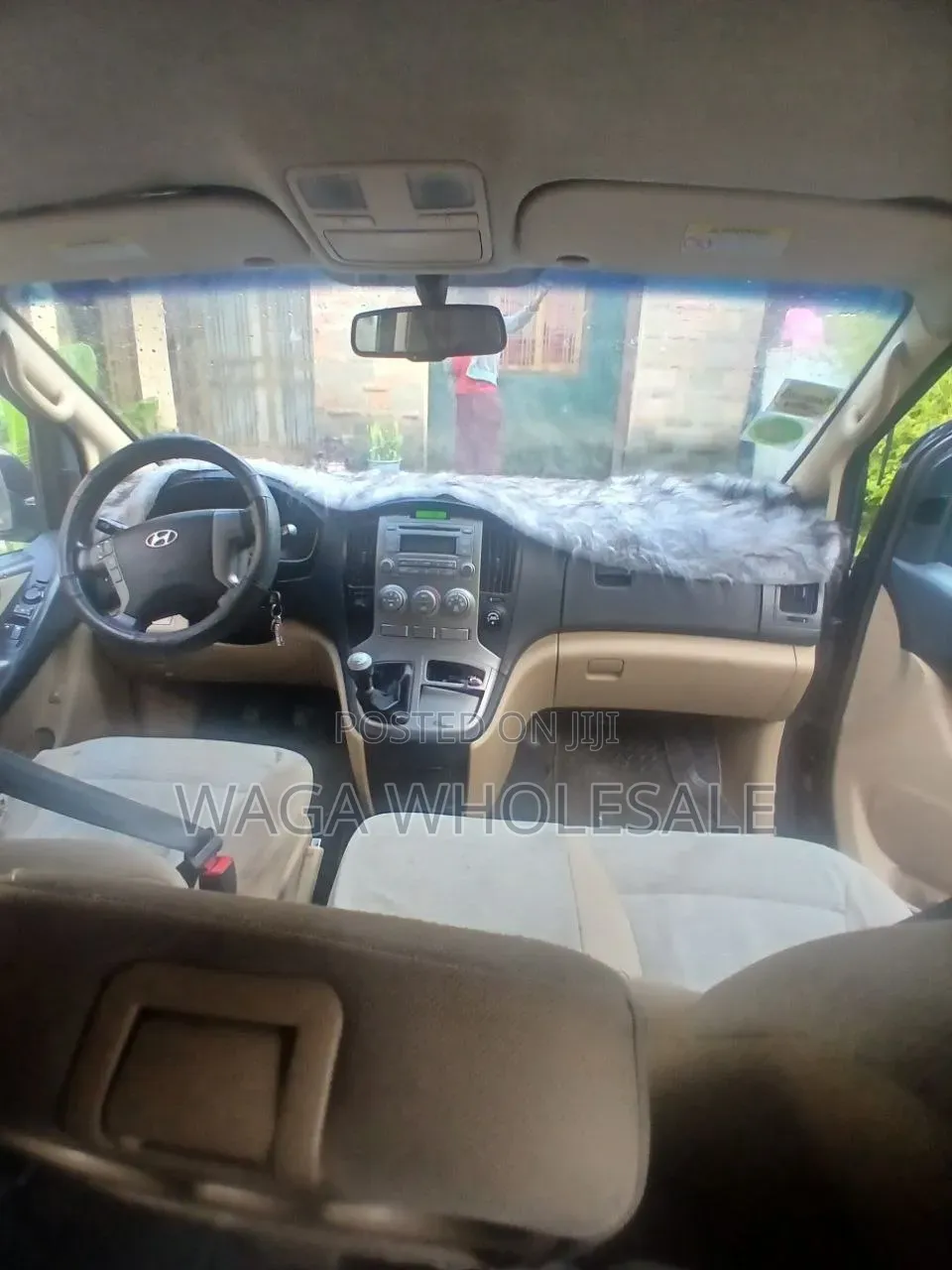 Hyundai H300 2014 Black