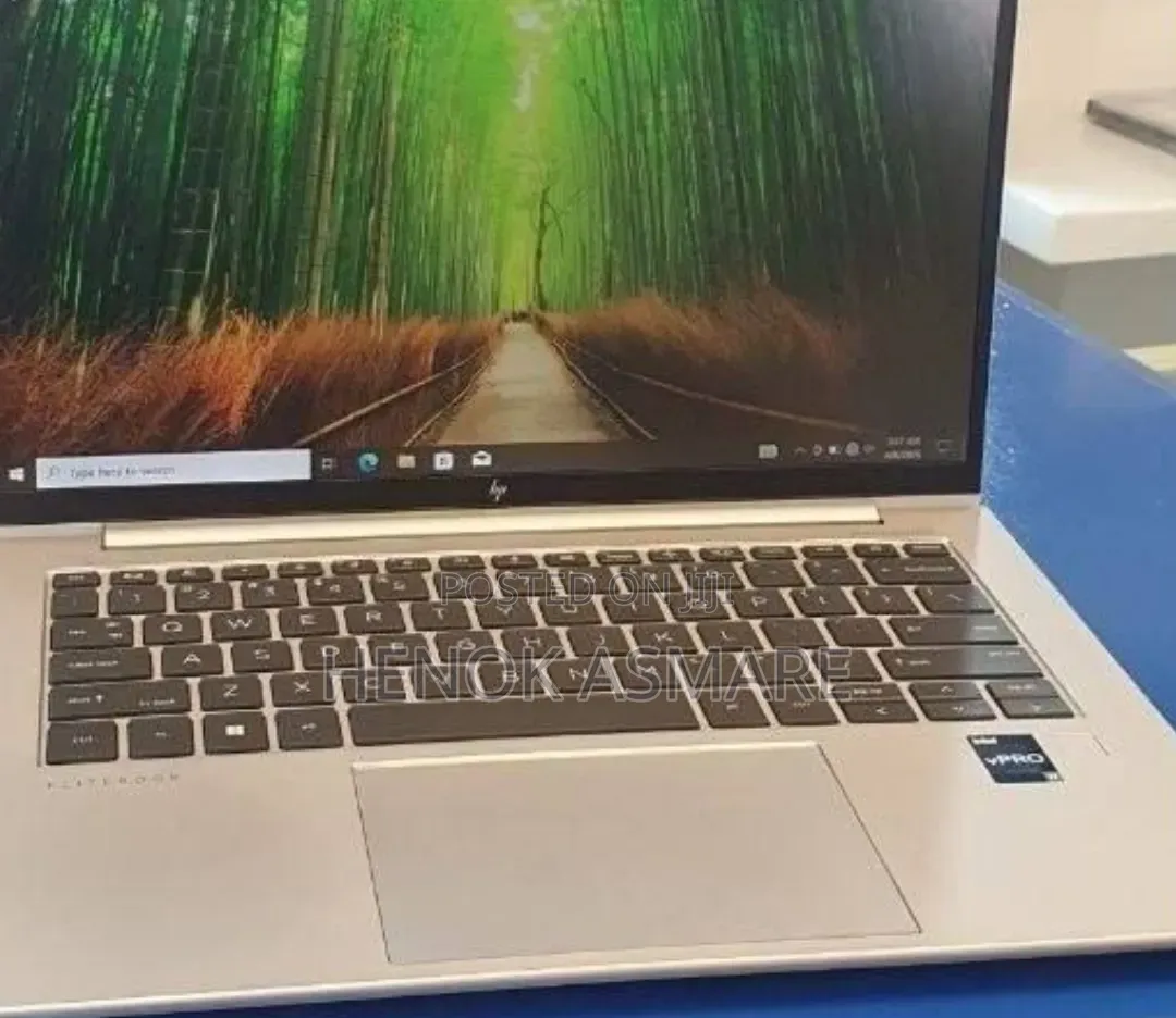 New Laptop HP EliteBook 840 10 16GB Intel Core i7 SSD 1T