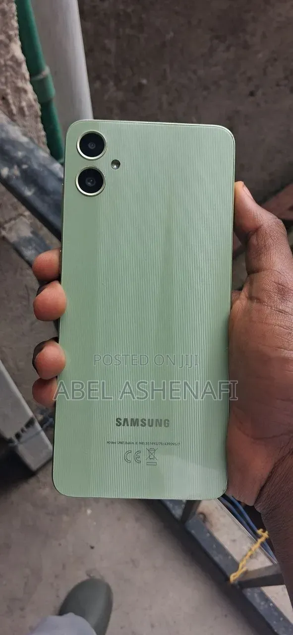 Samsung Galaxy A05 64 GB Green