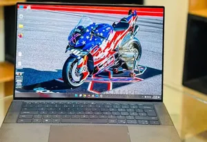 New Laptop Dell Precision 5560 16GB Intel Core i7 SSD 512GB