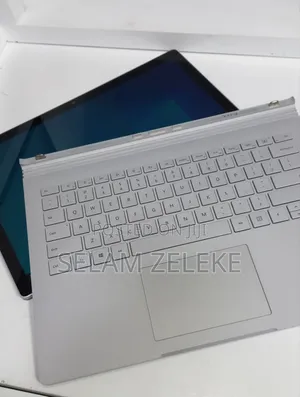 New Laptop Microsoft Surface 16GB Intel Core i7 SSD 512GB