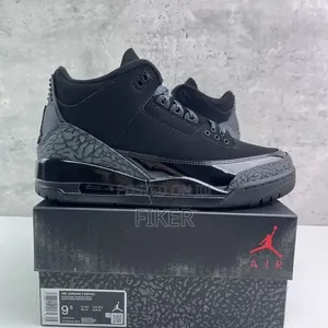 በነጋዴ ዋጋ Jordan 3 Black Cat