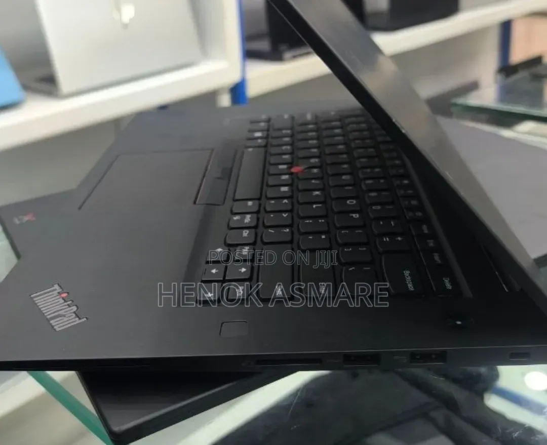 New Laptop Lenovo ThinkPad X1 Carbon 16GB Intel Core i7 SSD 512GB