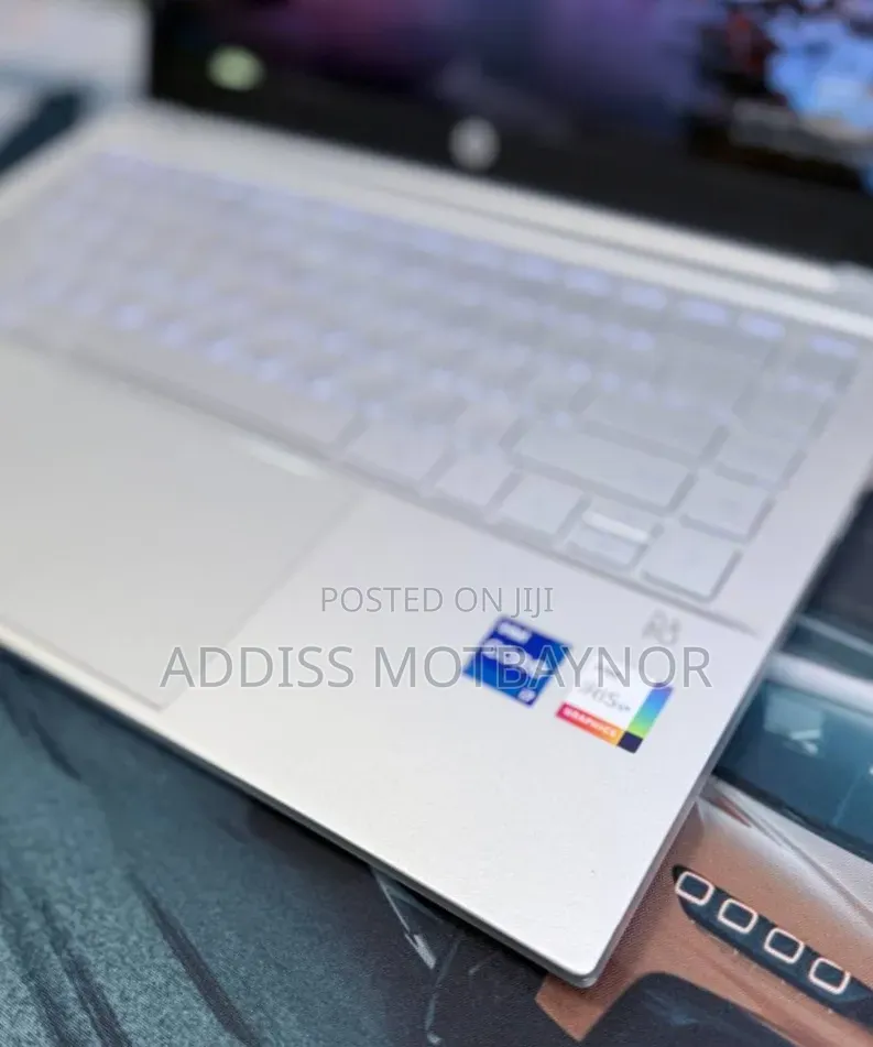 New Laptop HP Pavilion 15 16GB Intel Core i5 SSHD (Hybrid) 512GB