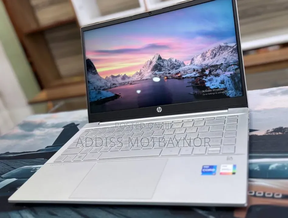 New Laptop HP Pavilion 15 16GB Intel Core i5 SSHD (Hybrid) 512GB