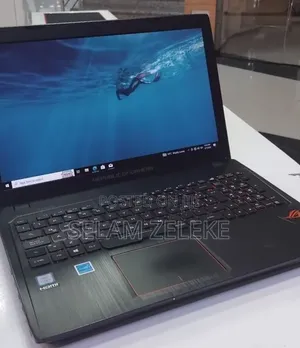 New Laptop Asus 8GB Intel Core i5 SSD 256GB