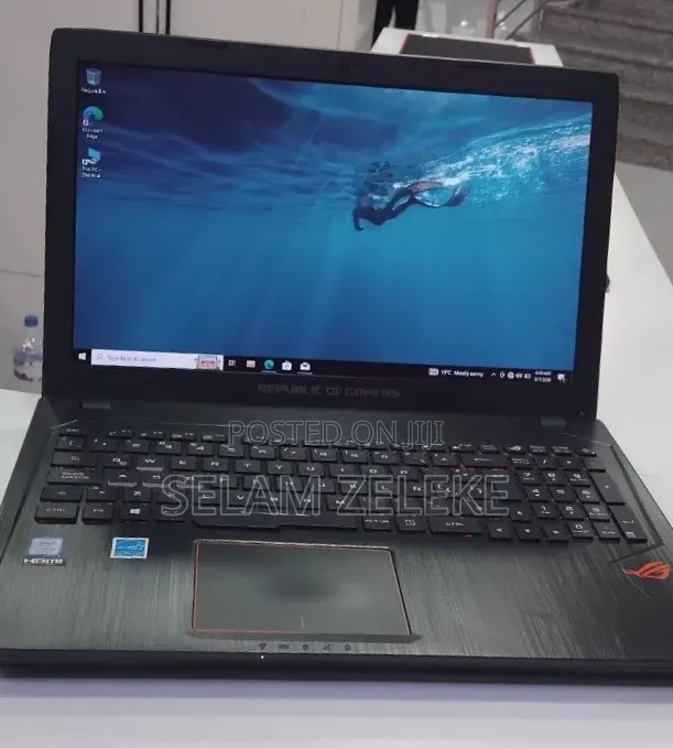 New Laptop Asus 8GB Intel Core i5 SSD 256GB
