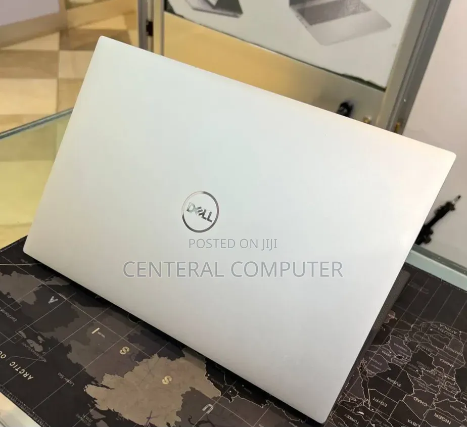 New Laptop Dell XPS 15 16GB Intel Core i7 SSD 512GB