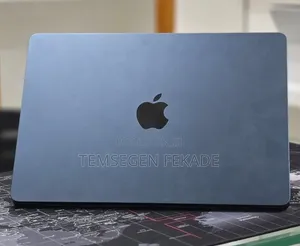 New Laptop Apple MacBook Air 2022 M2 16GB Apple M2 SSD 256GB
