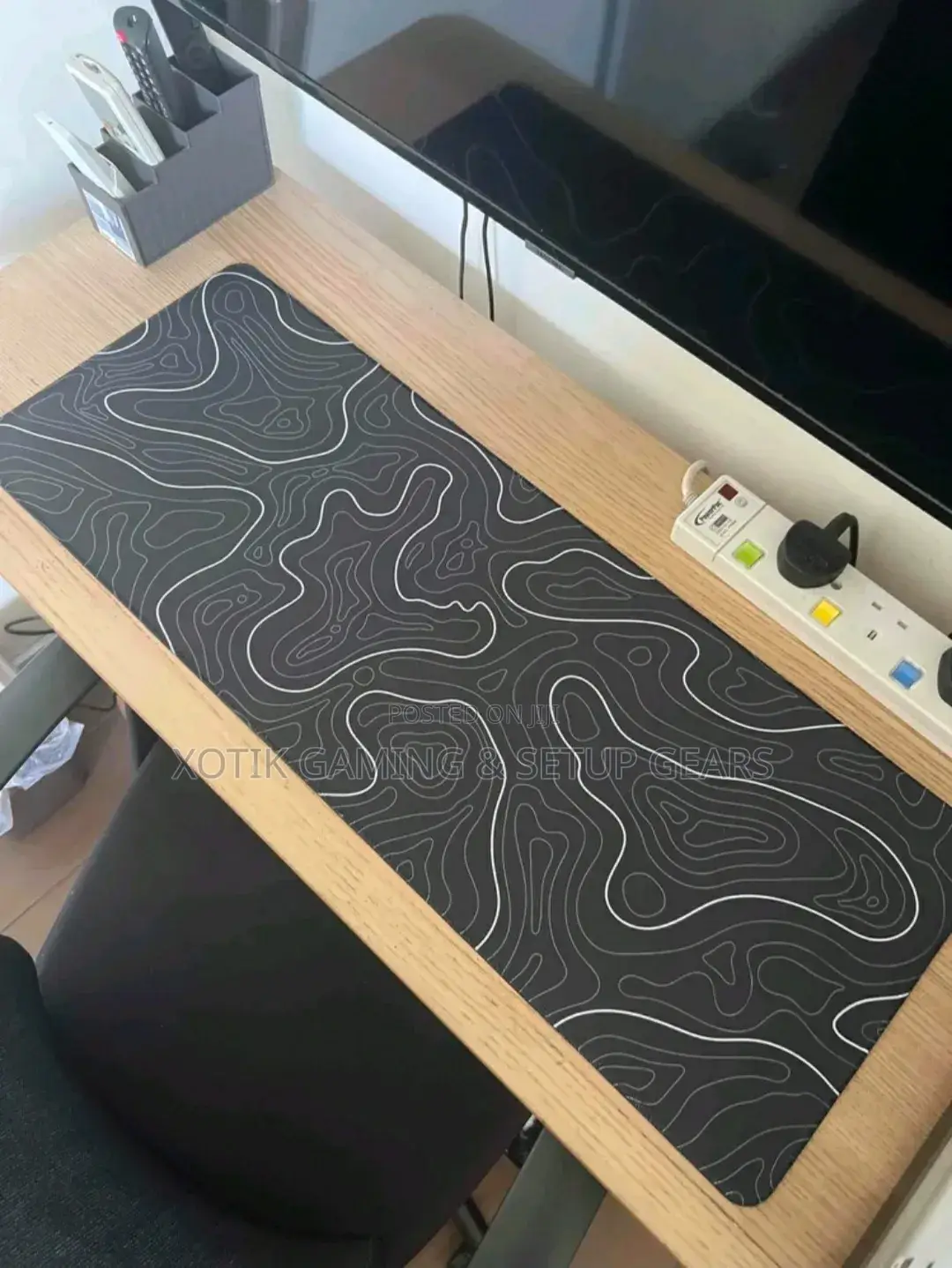 80x30x0.2 CM Black and White Strip Themed Gaming Mouse Pad - Desk Mat