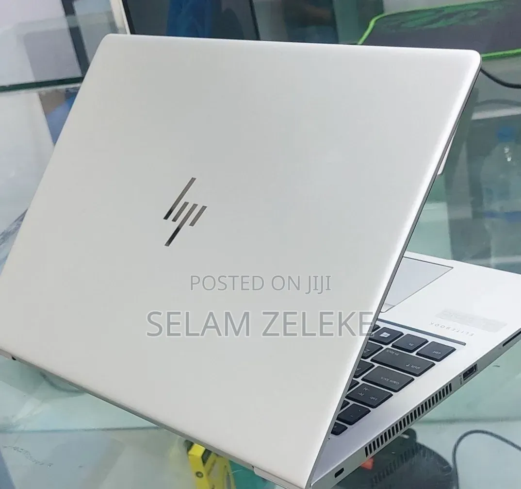 New Laptop HP EliteBook 830 G5 8GB Intel Core i5 SSD 512GB