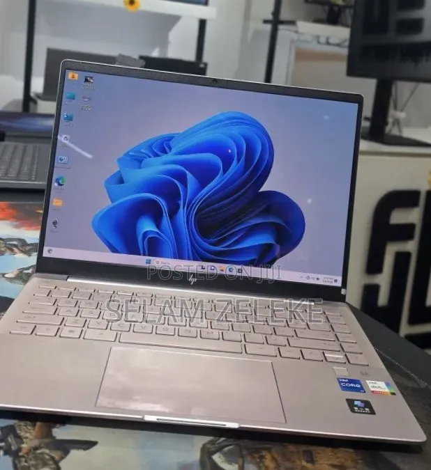 New Laptop HP 16GB Intel Core i7 SSD 1T