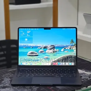 New Laptop Apple MacBook Air 2022 M2 16GB Apple M2 SSD 256GB