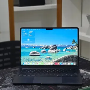 New Laptop Apple MacBook Air 2022 M2 16GB Apple M2 SSD 256GB