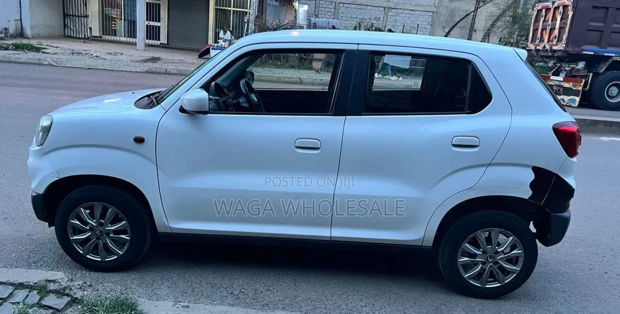 Suzuki S-Presso 2021 White