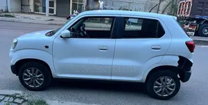 Suzuki S-Presso 2021 White