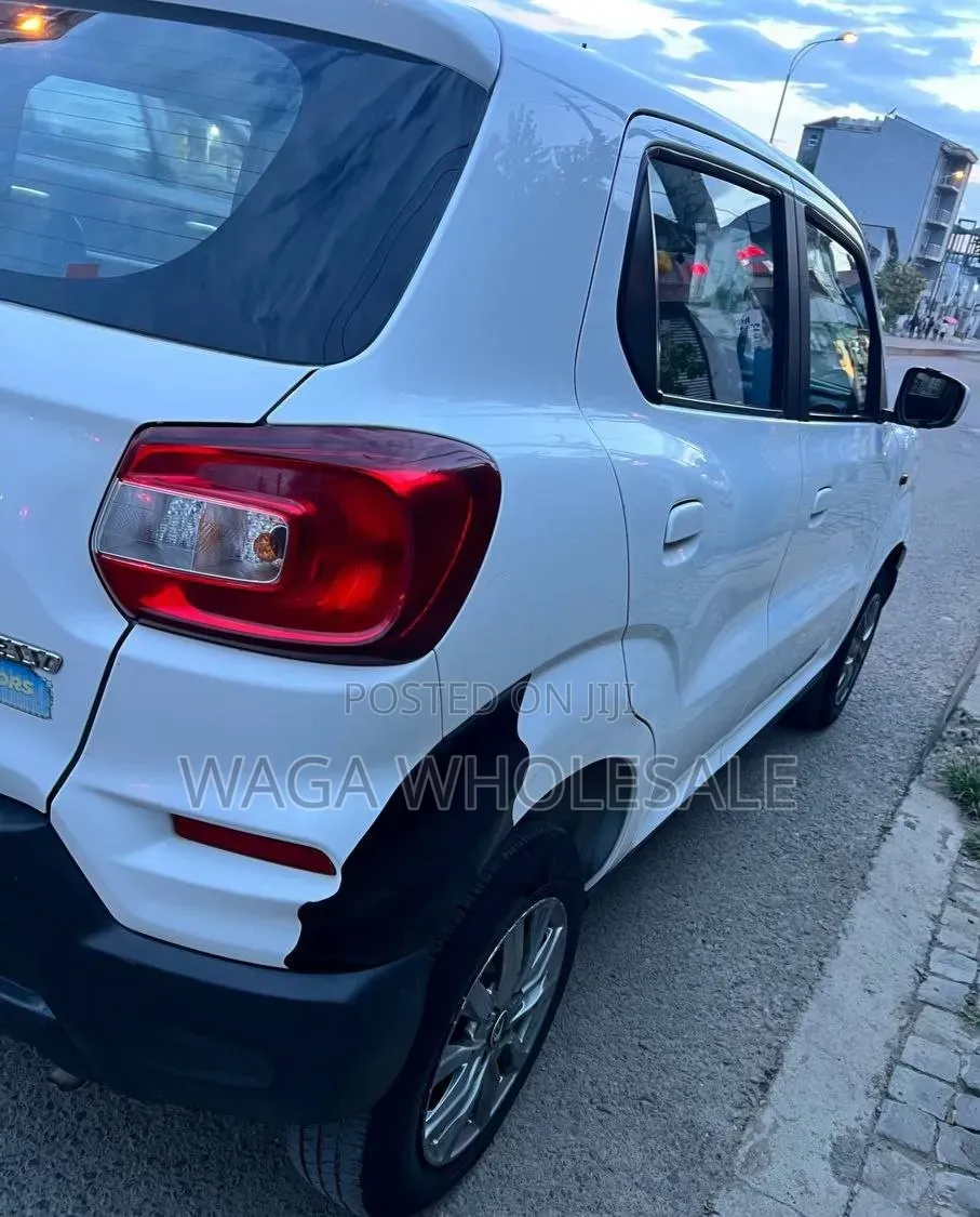 Suzuki S-Presso 2021 White