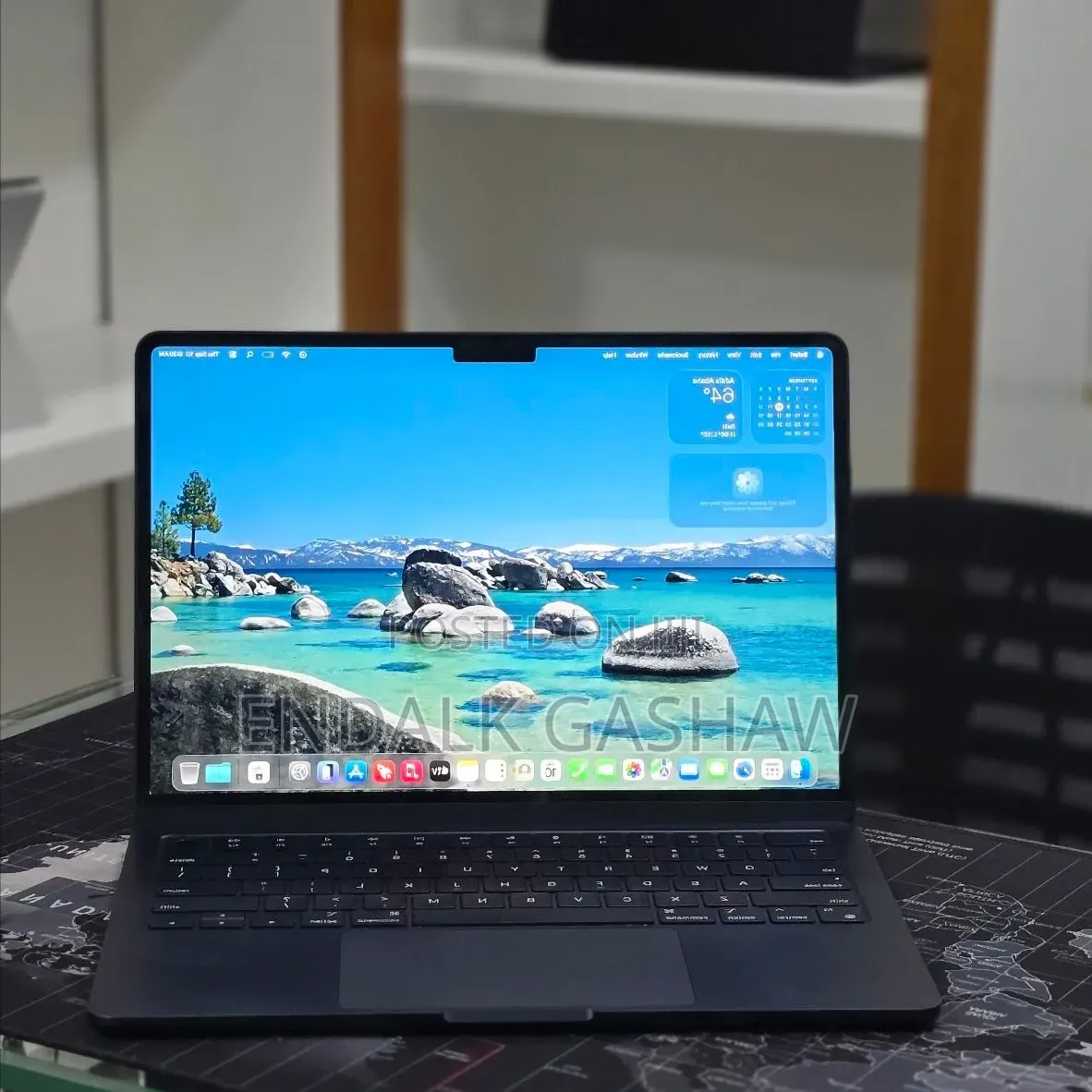 New Laptop Apple MacBook Air 2022 M2 16GB Apple M2 SSD 256GB