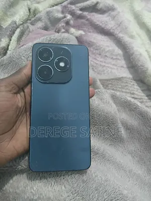 Tecno Spark 20 128 GB Black