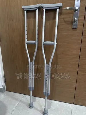 Axillary Crutches橇郴Maximum Weight Capacity 150kg - EVENLY DISTRIBUTED