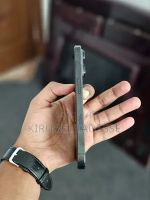 Apple iPhone 16 Pro 128 GB Black