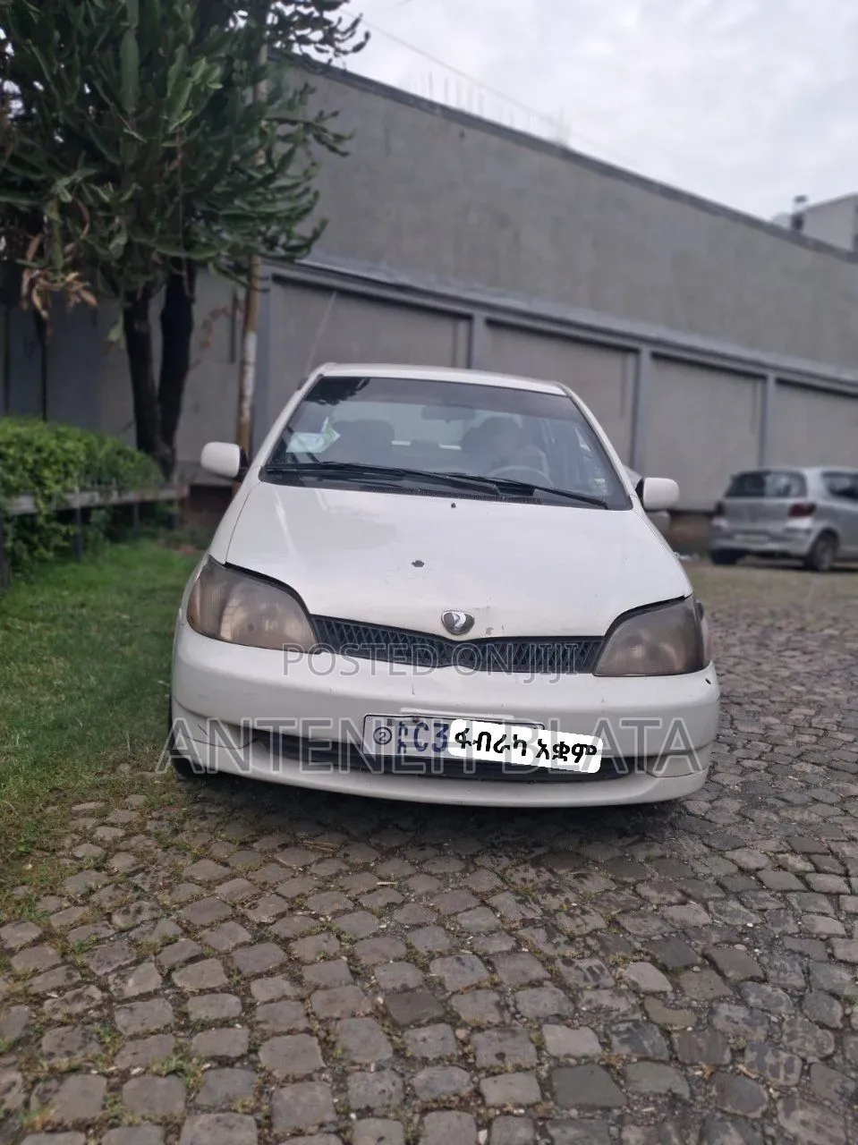 Toyota Platz 1.3 AWD 2002