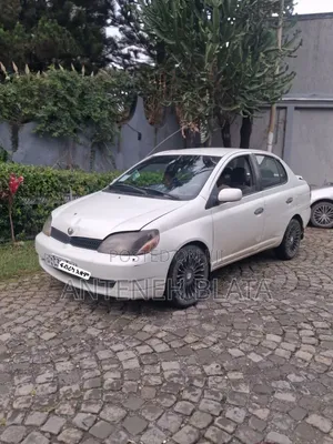 Toyota Platz 1.3 AWD 2002