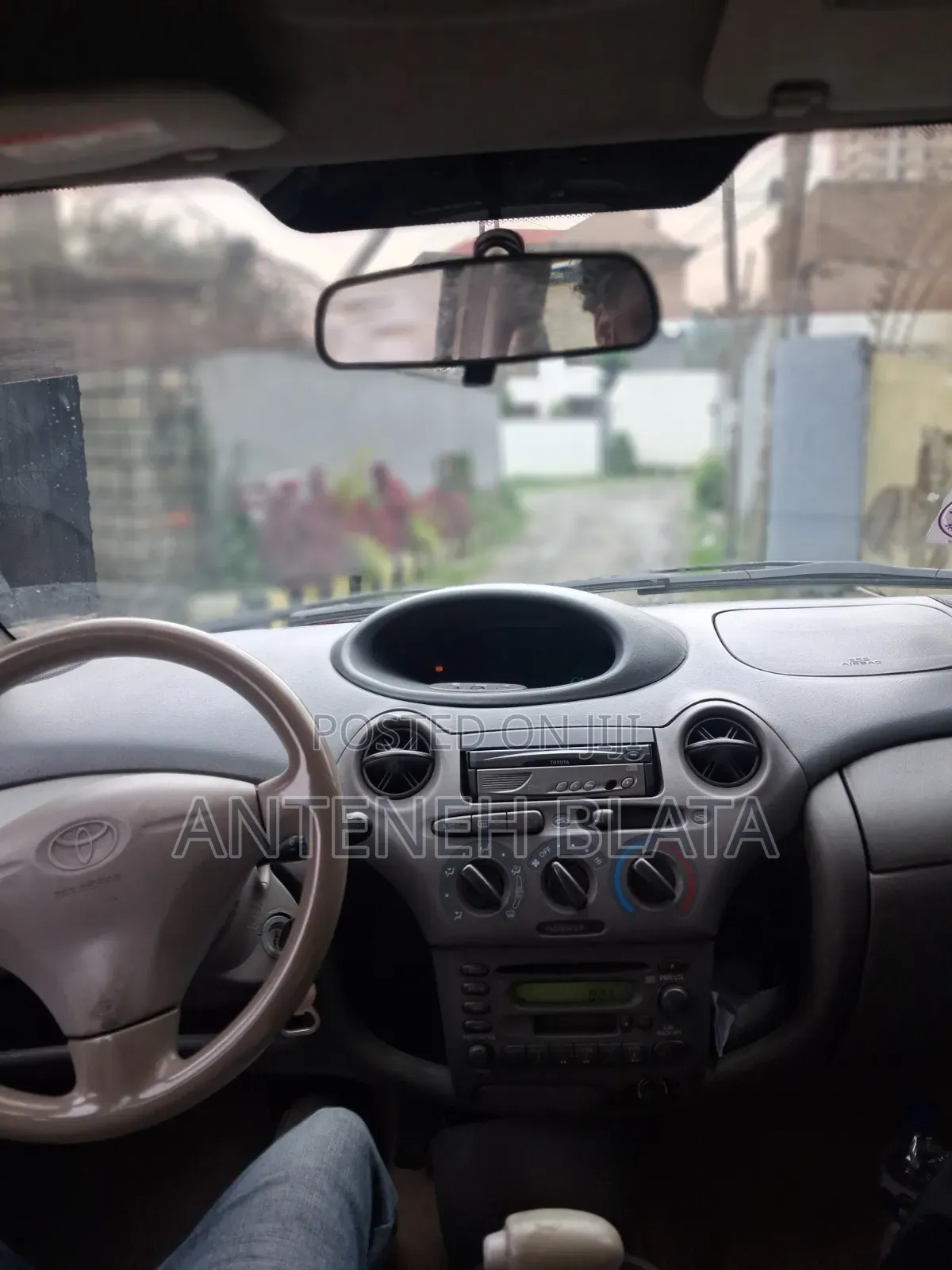 Toyota Platz 1.3 AWD 2002