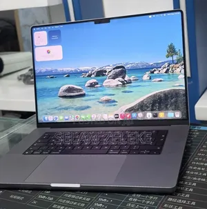 New Laptop Apple MacBook Pro 2021 M1 32GB Apple M1 Pro SSD 512GB