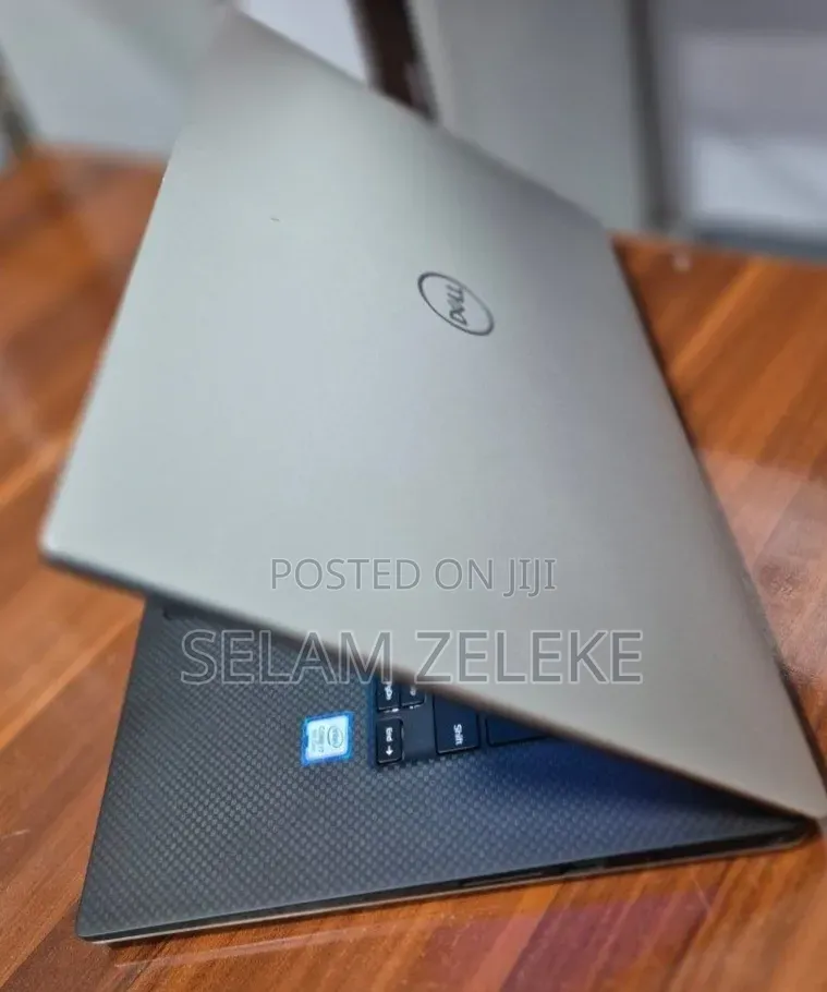 New Laptop Dell XPS 15 16GB Intel Core i7 SSD 512GB
