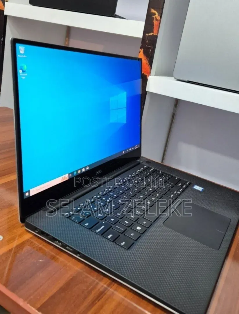 New Laptop Dell XPS 15 16GB Intel Core i7 SSD 512GB