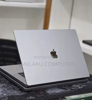 New Laptop Apple MacBook Pro 2021 M1 32GB Apple M1 Pro SSD 512GB