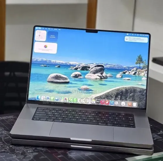 New Laptop Apple MacBook Pro 2021 M1 32GB Apple M1 Pro SSD 512GB