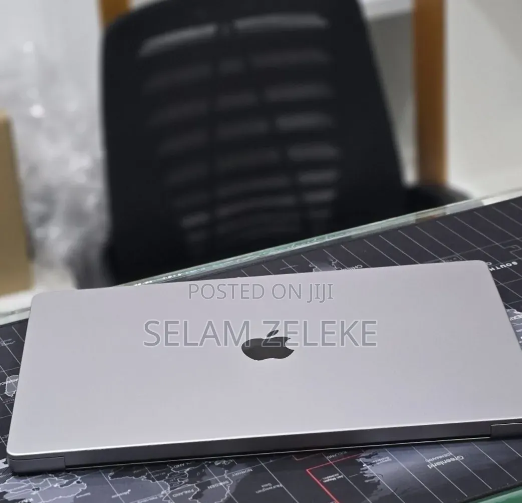 New Laptop Apple MacBook Pro 2023 M2 Pro 16GB Apple M2 SSD 512GB