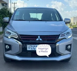 Mitsubishi Attrage 2022 Silver