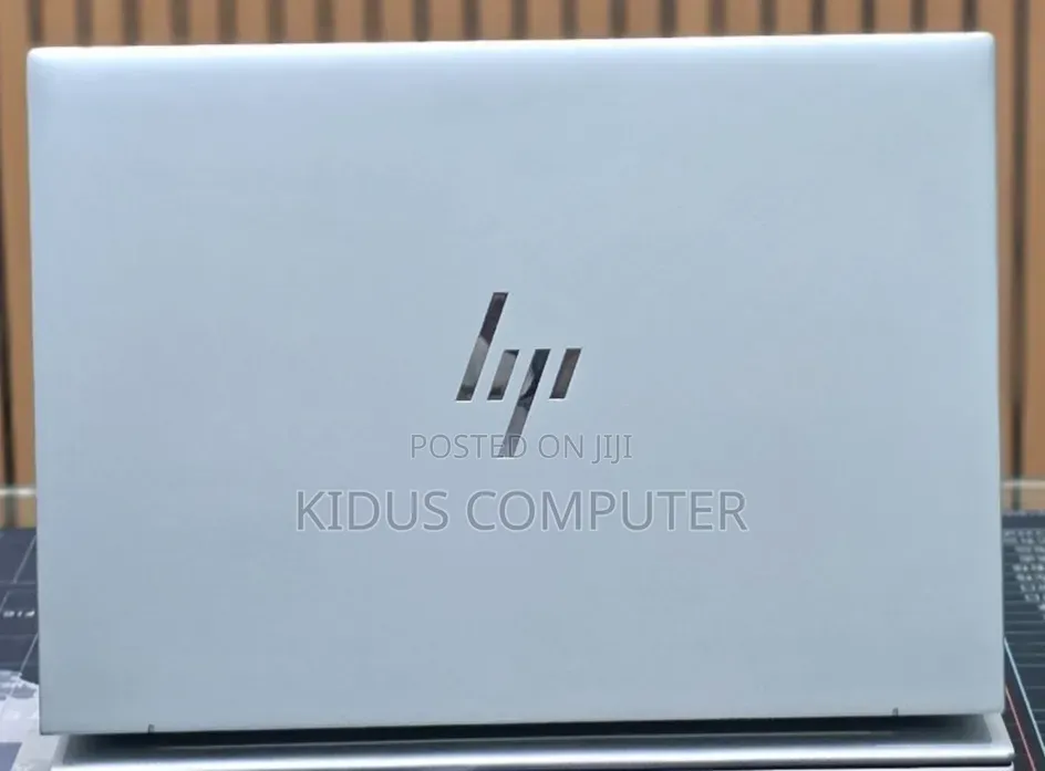 New Laptop HP EliteBook 840 G9 16GB Intel Core i7 SSD 512GB