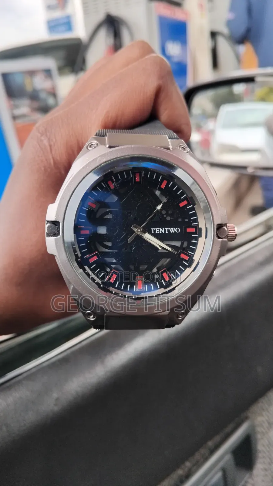 Tentwo Watch