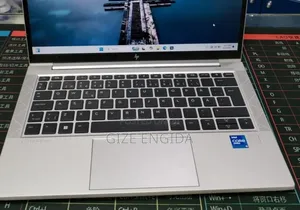 New Laptop HP EliteBook 830 G8 16GB Intel Core i5 SSD 512GB