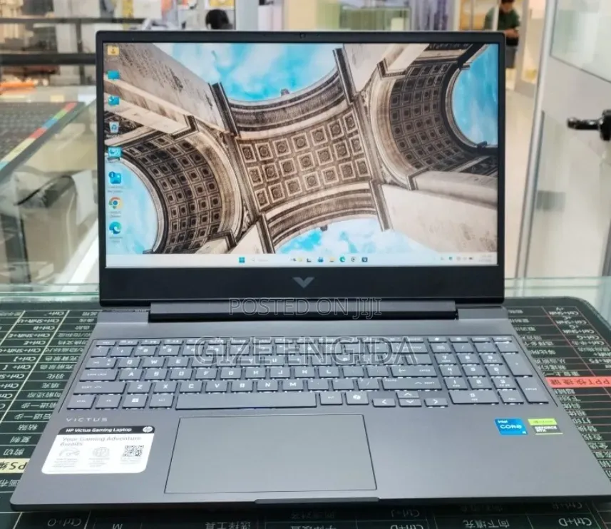 New Laptop HP Victus 16 16GB Intel Core i5 SSD 512GB