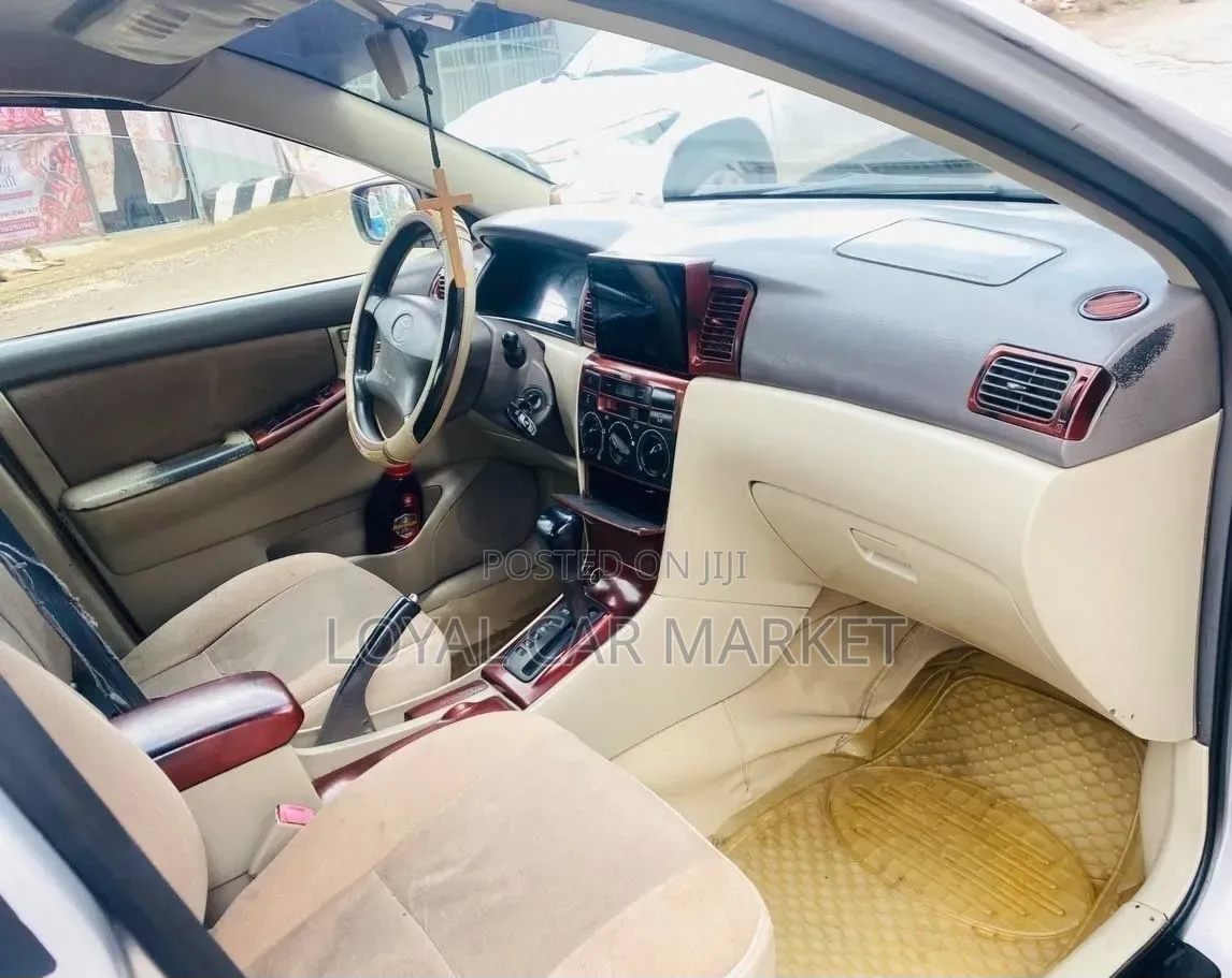 Toyota Corolla 2007 Ivory