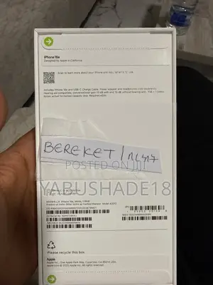 New Apple iPhone 16e 128 GB White