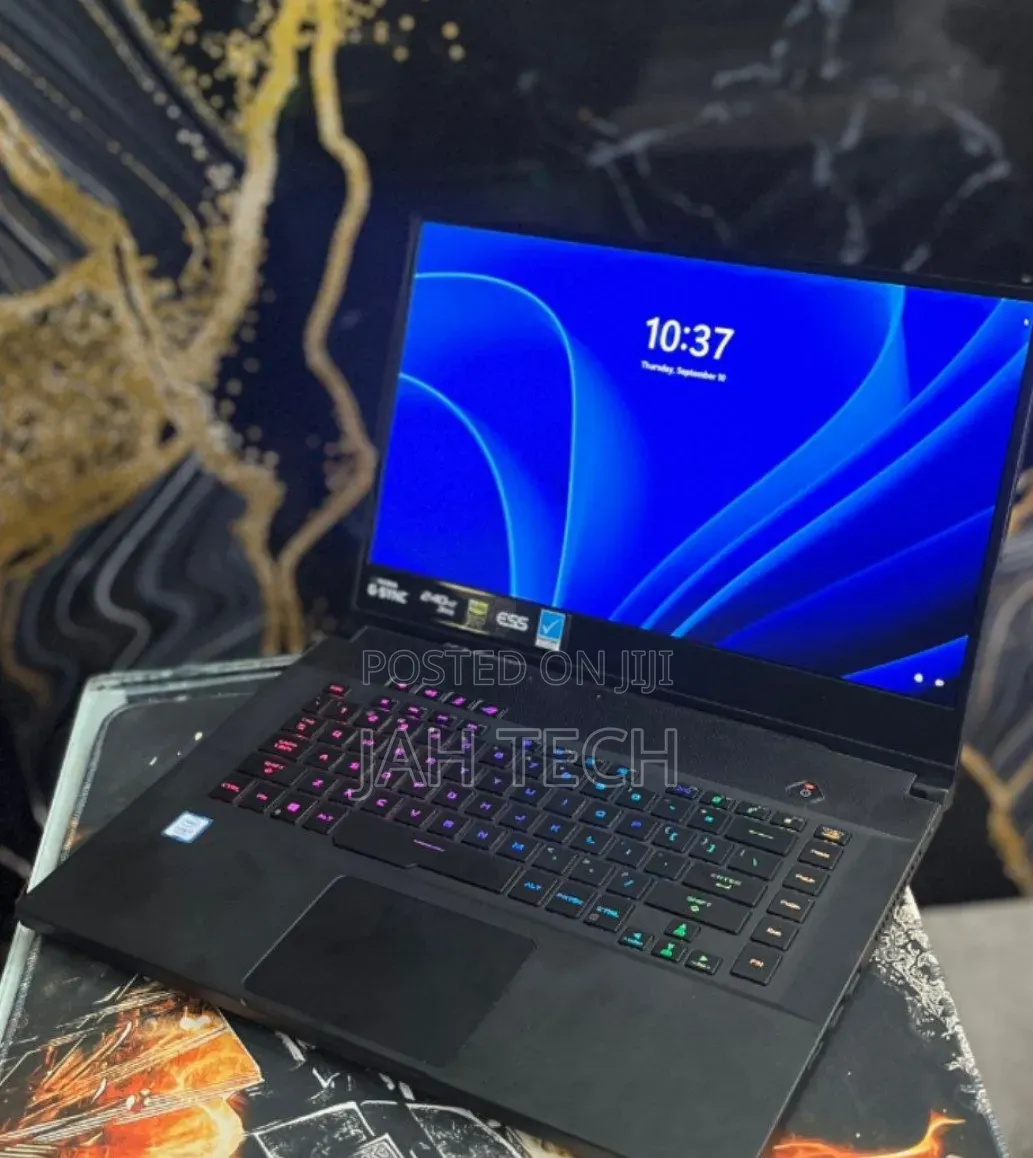 New Laptop Asus ROG Zephyrus G15 16GB Intel Core i7 SSD 1T